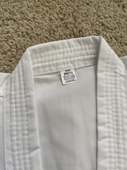 BRAND NEW KIDS White MMA KARATE TAEKWONDO GI UNIFORM SET WITH BELT C110