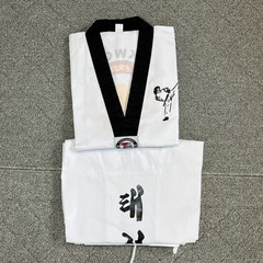 Martial Arts Taekwondo Karate Uniform Adult Size 4 White Chen Huu Academy New