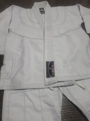 Used “Your Jiu Jitsu Gear” Gi Kids Size k-1