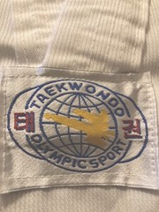 Kids White Taekwondo Top Uniform Costume Tom Vo’s Size 00 130 cm