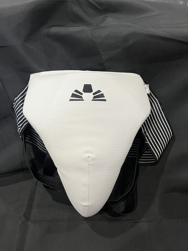BEST SANG MOO SA MARTIAL ARTS SUPPLY GROIN PROTECTION CUP Size Small