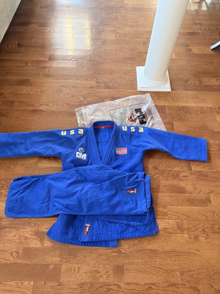 Blue Fuji USA Euro Comp Judo Gi, 3.5 lightly used