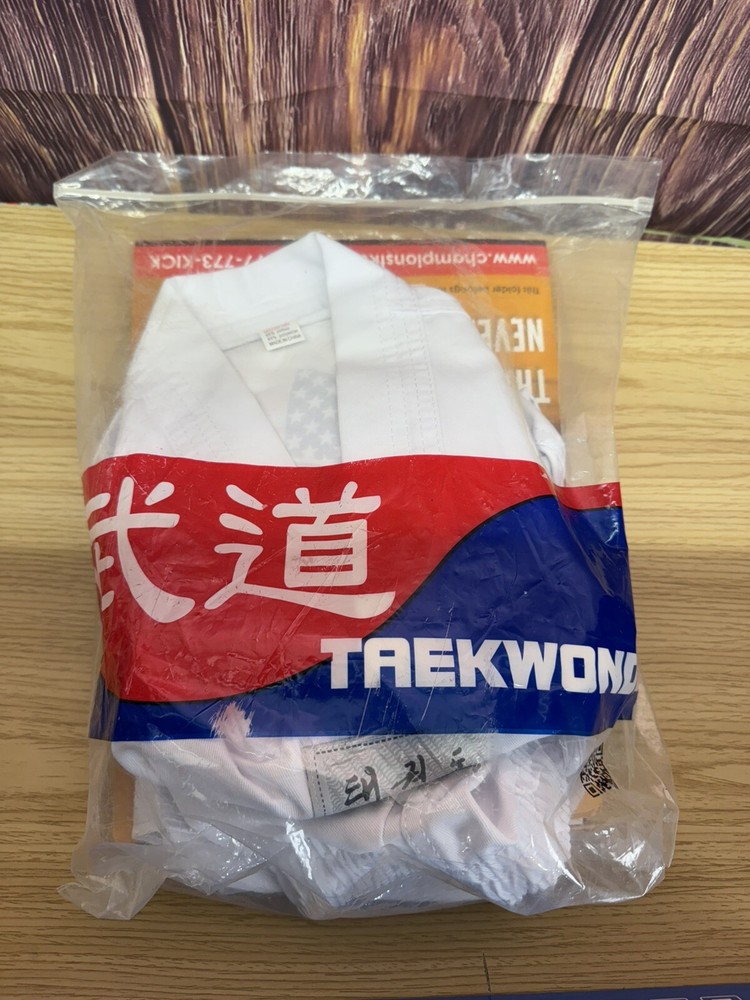 Kids Tae Kwon Do, Karate, Judo, ATA Gee Outfit size 00 – No Belt