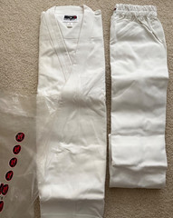 Mach Martial Arts Atire Size 5/190