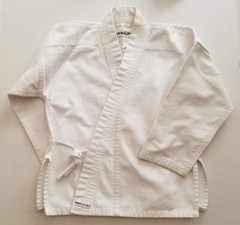 Macho Martial Arts ACADEMY Uniform White 3 Piece Set Size 00/130 cm