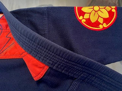 OSS- OSHINOBU-JIU JITSO ONI * SIZE M 1 – Embroidered in Navy, Yellow Gold & Red!