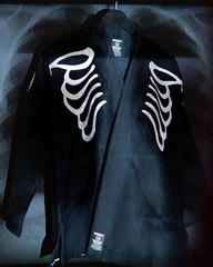 Shoyoroll Broken Bones BJJ Kimono Top Quality Gi + Tarif Paid Free Shipping