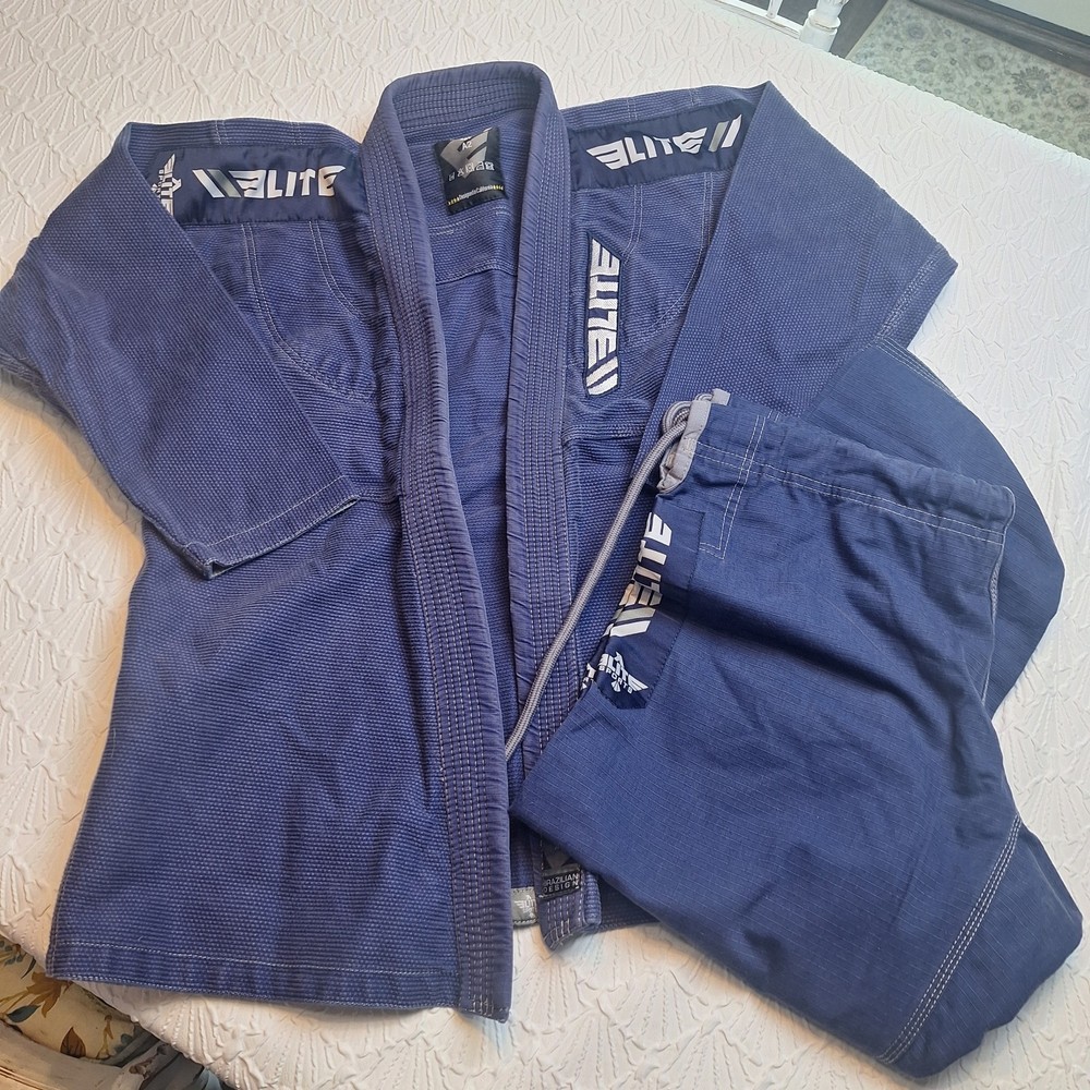 Jacket & Pants (2 Pc Set) Karate Elite Sports Brazilian Design A2 Navy -Preowned