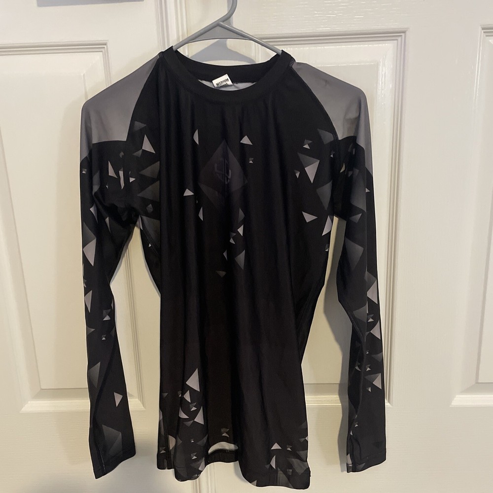 Jiu Jitsu World League Long Sleeve Rashguard. Black/Grey Adult M New