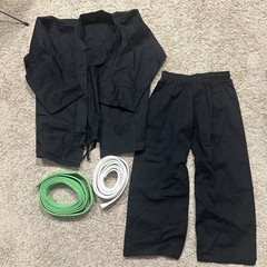 Century Martial Arts Uniform Black 2 Piece Uniform youth Size 0 plus 2 belts