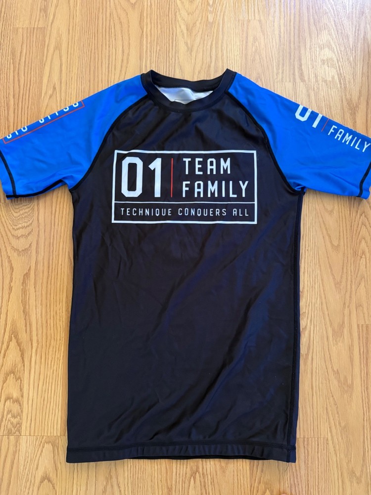 BJJ Short Sleeve Rash Guard Adult Small Blue
