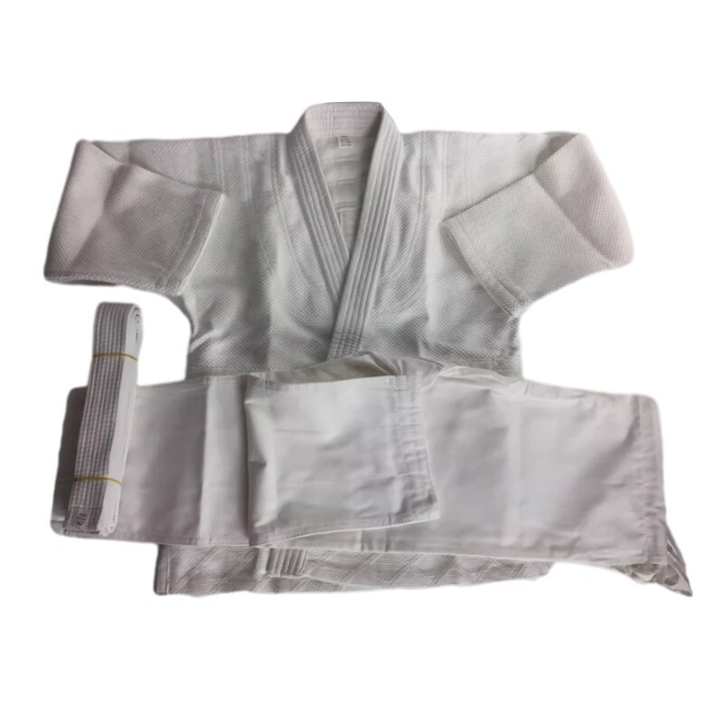 NWOT Ki International Karate GI Uniform Unisex Sz 3/160