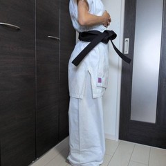 Rare Kusakura Judo/Karate Uniform (Top & Bottom) – Size 6, With Black Belt