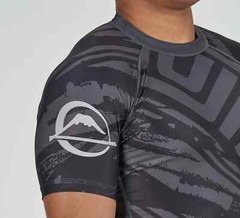 Fuji Battle Flex Lite MMA BJJ Jiu Jitsu Short ShortSleeve SS Rashguard – Black