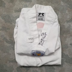 BMA Taekwondo Uniform Youth 000 White Master Kims V-Neck
