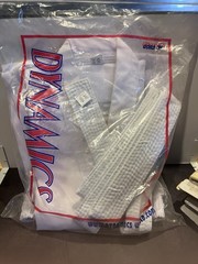 NEW Dynamics World Inc. Taekwondo Uniform Size 000/120 with White Belt