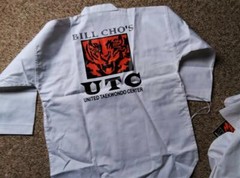 Size 4 Costume UTC Martial Arts Karate United TaeKwonDo Center Uniform White