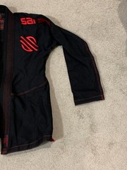 Sanabul Gi Top Brazilian Jiu Jitsu Size A0 Black Red Embroidery Martial Arts MMA