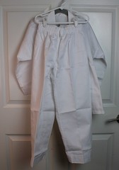 NEW in Package Kids White Cotton Bl Karate Uniform Gi Belt Included Size 0 6-8/M