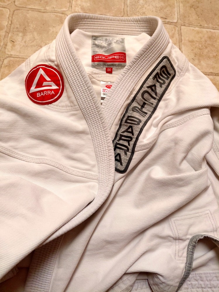 Gracie Barra Equipe GB Edition BJJ Gi Jacket Mens Size A4 White Kimono Top Rare