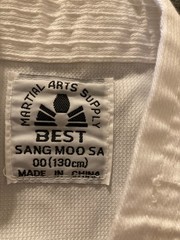 Kids White Taekwondo Top Uniform Costume Tom Vo’s Size 00 130 cm
