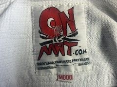 On The Mat Brazilian Jui Jitsu Gi BJJ Revolution Team Size M000 top Only