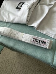 Twister Judo GI 3 Piece Set 2/150. Read Description