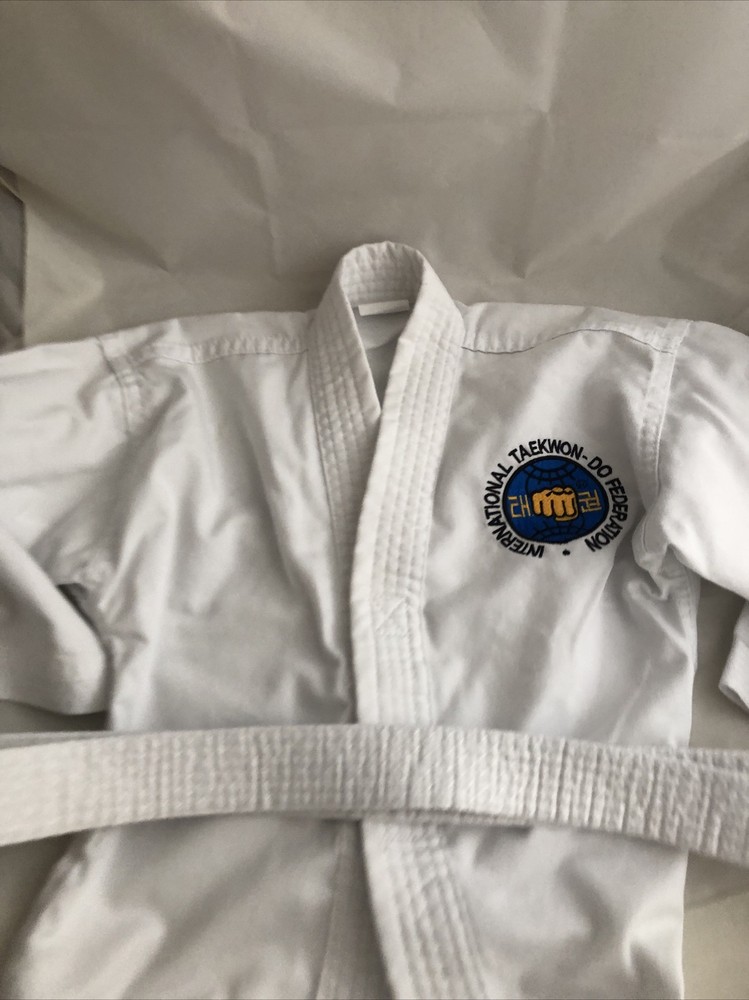 Cazzotto White Taekwondo Gi Kids S-m Size 000 (120)