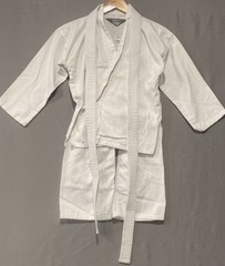 Century Youth Karate Uniform Size 0 White Kid’s Martial Arts Taekwondo Costume
