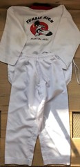 Lot Of 2 Kid’s Tae Kwon Do Gi Black & Red (Sz 0- 140cm)+ White (size 1 – 150cm)