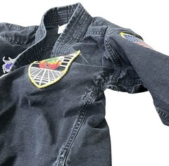 Bushido Gi Size 0/140 Martial Arts Supplies BJJ Jui Jitsu Black With Patches