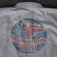 LINKS White Martial Arts Uniform Gi Top/Jacket „Martial Arts World” Logo Size L
