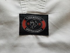 karate outfit kids white size 000/120, 2 pieces top and bottom