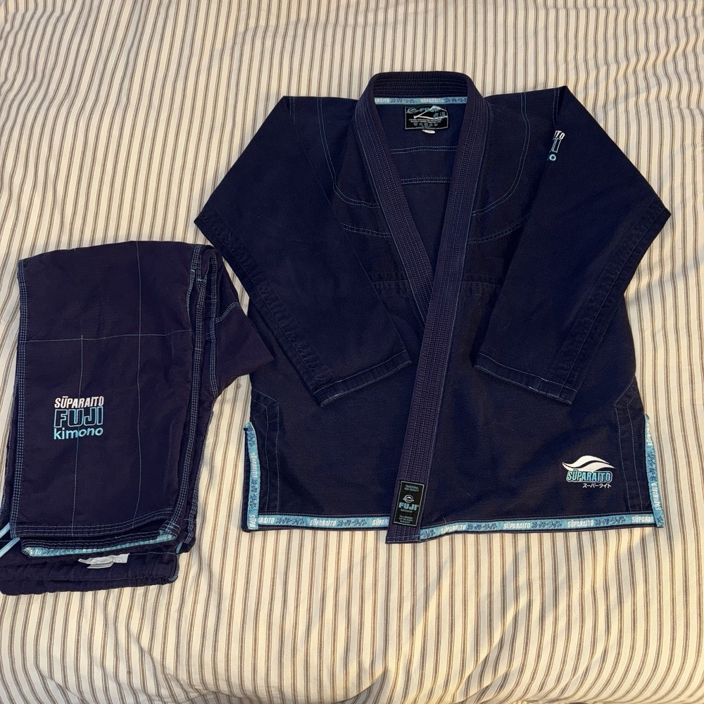 Fuji Suparaito Women’s BJJ Gi/Kimono (SIZE W4)
