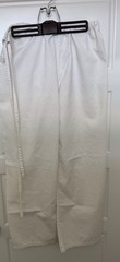 KI INTERNATIONAL WHITE HEAVY COTTON KARATE UNIFORM SIZE 5~PRE-OWNED~WORE IT ONCE