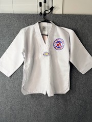 Lot 4 Taekwondo Dobok Uniform Youth MOOTO BEST 120 150cm