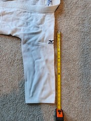 Mizuno Judo Gi Uniform White Jacket & Pants Size Approx. 4 Very Good Condition