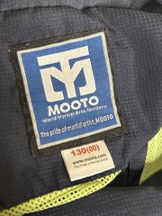MOOTO Boys / Girls Blue & WhiteJacket Martial Arts Taekwondo Korea Size 130 (00)