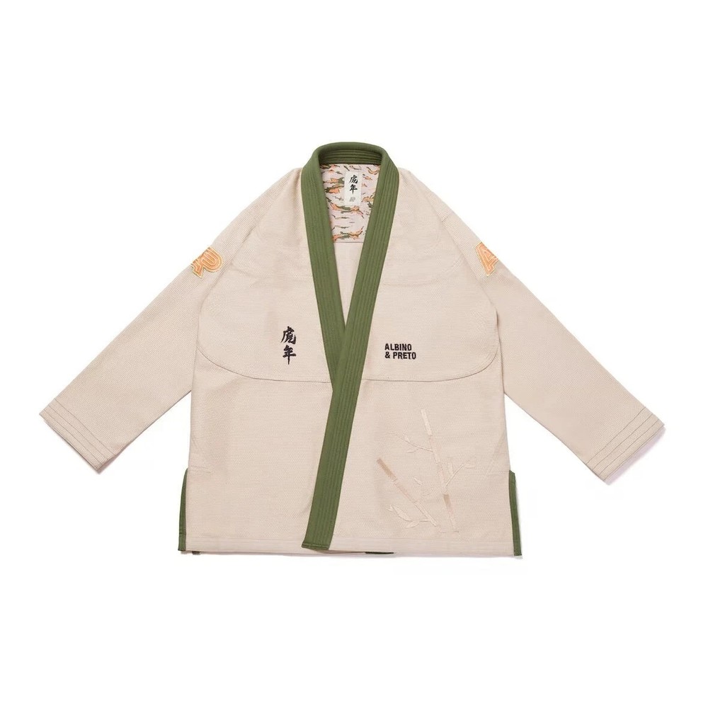 Shoyoroll BJJ Albino and Preto Batch 110 Year of the Tiger kimonos „With Bags”