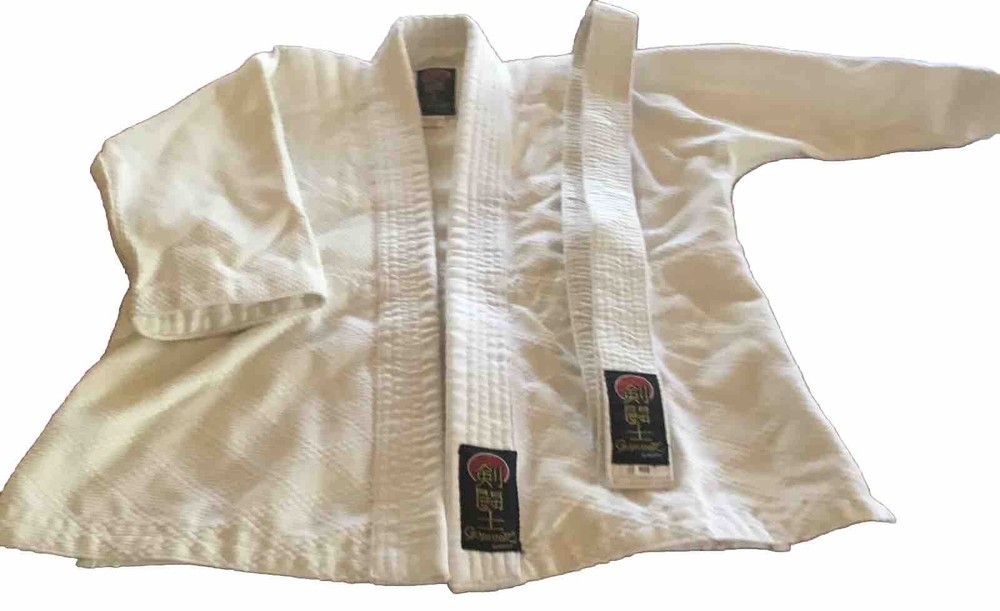 Brazilian Jiu Jitsu Gi, Kids’ Top and Belt, Size 000