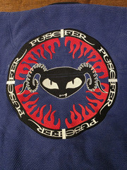 LUCKY Gi – PUSCIFER Jiu jitsu BJJ Kimono, Size A0 Fits like A1. Vintage RARE!