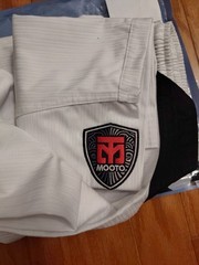 MOOTO TAEKWONDO DOBOK/ UNIFORM/BS4.5 /BS5 Size XS/140cm