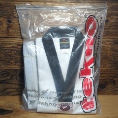 New tekno Taekwondo Uniform Shirt Pants White Belt Size 0 140 cm