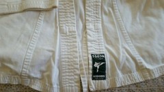 Martial Arts Uniform Tokon „Fighting Spirit” youth or Unisex size 2 + belts!