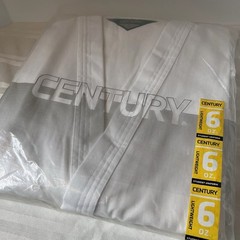 Century Matrial Arts Lightweight 6 oz Student Uniform Size 5 White with belt NIB