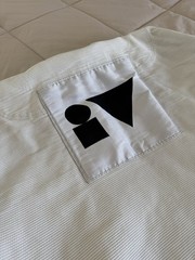 Albino & Preto Independent Jiu-Jitsu White Uniform