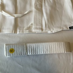 Century Student Uniform Kids Size 00 4-6 White Belt Karate Martial Arts 6 Oz