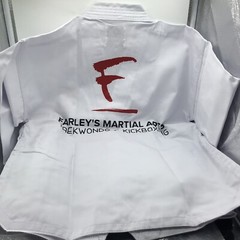 White Karate Gi Size 0 Youth Taekwondo Ju Jitsu Martial Arts With While Belt