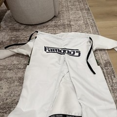 Isami JJ-460 Tora Jiu-Jitsu Gi A1 white gi