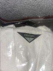 Century Matrial Arts Lightweight 6 oz Student Uniform Size 5 White with belt NIB